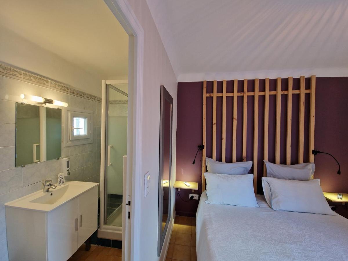 Le Cosy Hotel Saint Aygulf Exterior photo